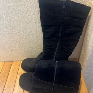 Elegant Black Slouchy Women's Heeled Boots